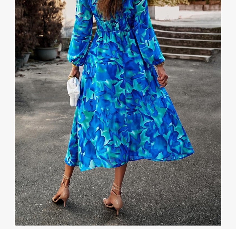 Easter Dress! 🐣✝️ Blue Long Sleeve Maxi Dress - Picture 2 of 3